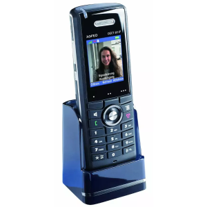 AGFEO DECT 60 IP schwarz – 6101135 DECT-Handgerät für die AGFEO DECT IP-Basis! CLIP Funktion (Name und Nummer), lokales Telefonbuch (100 Kontakte), Zugriff auf zentrales Telefonbuch des DECT IP-Systems, Lauthören, Freisprechen, Vibrationsalarm, Anruflistenfunktion, Headsetbuchse 3,5 mm (optionales Headset-Adapterkabel für DECT IP-Geräte [6101156], als Ersatzteil erhältlich in unserer Service-Abteilung oder im WebShop). Die maximale Anzahl von möglichen DECT IP-Geräten ist abhängig vom verwendeten AGFEO-TK-System (AS/ES). CTI-fähig via AGFEO Software. EAN / GTIN: 4021972011357