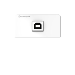 Kindermann Konnect design click Blende USB 2.0 7456000525 Die ideale Lösung für professionelle Installationen. Diese Blende vereint stilvolles Design mit funktionaler Exzellenz und bietet eine elegante Lösung für Ihre Verbindungsanforderungen. Der praktische Click-Mechanismus sorgt für eine mühelose und schnelle Montage und Demontage. Hochwertige und langlebige Materialien garantieren eine lange Lebensdauer und eine ansprechende Optik. USB 2.0 (B-Buchse/A-Buchse) Halbblende Frontblende aus Kunststoff RAL 9010 weiß werkzeugfreie Montage Frontabdeckung in den Größen 50 x 25, 54 x 27, 55 x 28 mm Verbessern Sie Ihre Installationen mit der Kindermann Konnect Design Click Blende, USB 2.0 und erleben Sie modernste Technik kombiniert mit stilvollem Design. Perfekt geeignet für Konferenzräume, Büros und Heimstudios