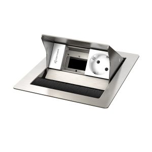 Kindermann CablePort standard² Tischeinbaugehäuse 2-fach, 1 x Strom, Edelstahl 7492000041 Kompakte & stilvolle Konnektivität für moderne Arbeitsplätze! Das Kindermann Tischeinbaugehäuse bietet eine hochwertige, platzsparende und flexible Lösung zur Integration von Strom- und Datenanschlüssen. Dank des eleganten Edelstahl-Designs fügt es sich nahtlos in moderne Arbeitsumgebungen ein und sorgt für eine professionelle und aufgeräumte Kabelorganisation. Platzsparende & dezente Lösung – ermöglicht eine diskrete Integration in Arbeitsflächen Einfache & schnelle Montage – ideal für den Einbau in Konferenztische, Schreibtische & Medieneinheiten Leermodul mit 1 x Strom (Schuko) Edelstahl gebürstet Individuell bestückbar mit Konnectflex 45 click Blenden (7464000xxx) Schnelle Blenden-Montage mit Schnappmechanik Ruhige Optik durch frontbündige Schnittstellen Kompatibel zu Neets Mediensteuerung, USB-Ladeadaptern, EnOcean Vereinfachter Tischeinbau durch Montage von oben Flächenbündiger Einbau möglich Einbautiefe 65 mm Für Tischplatten bis 40 mm Stärke Netzanschluss mit 3-poligem GST 18 Stecker