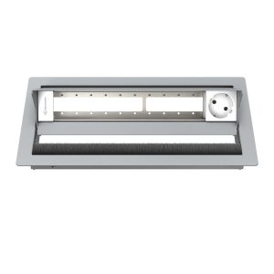 Kindermann CablePort standard² Tischeinbaugehäuse 6-fach, 1 x Strom 7492000081 Optimale Anschlusslösung für moderne Arbeitsumgebungen! Das Kindermann Tischeinbaugehäuse ist die perfekte Wahl für Konferenzräume, Büros und Schulungsräume. Platzsparendes & elegantes Design – für eine harmonische Integration in Arbeitsflächen & Möbel Leermodul mit 1 x Strom (Schuko) individuell bestückbar mit Konnect flex 45 click Blenden (7464000xxx) Schnelle Blenden-Montage mit Schnappmechanik Einbautiefe 65 mm Ausschnitt 317 x 170 Außenmaß 340 x 190 Material: Pulverbeschichtet RAL 9006 Für Tischplatten bis 40 mm Stärke Netzanschluss mit 3-poligem GST 18 Stecker